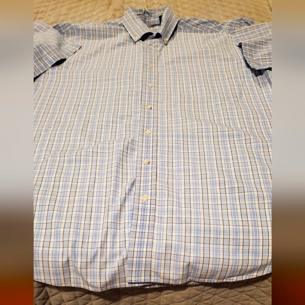 T HARRIS mens xl dress shirt